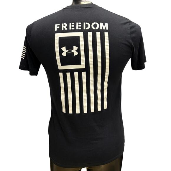 Under Armour Freedom Black Tee Men’s S Loose Fit 1370810 EUC - Picture 6 of 8